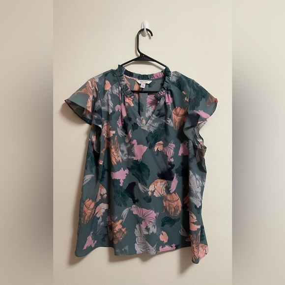 Nine West Women’s Printed Amber V-Neck Cami Blouse – Lightweight Top For Work Or Weekend - View #9